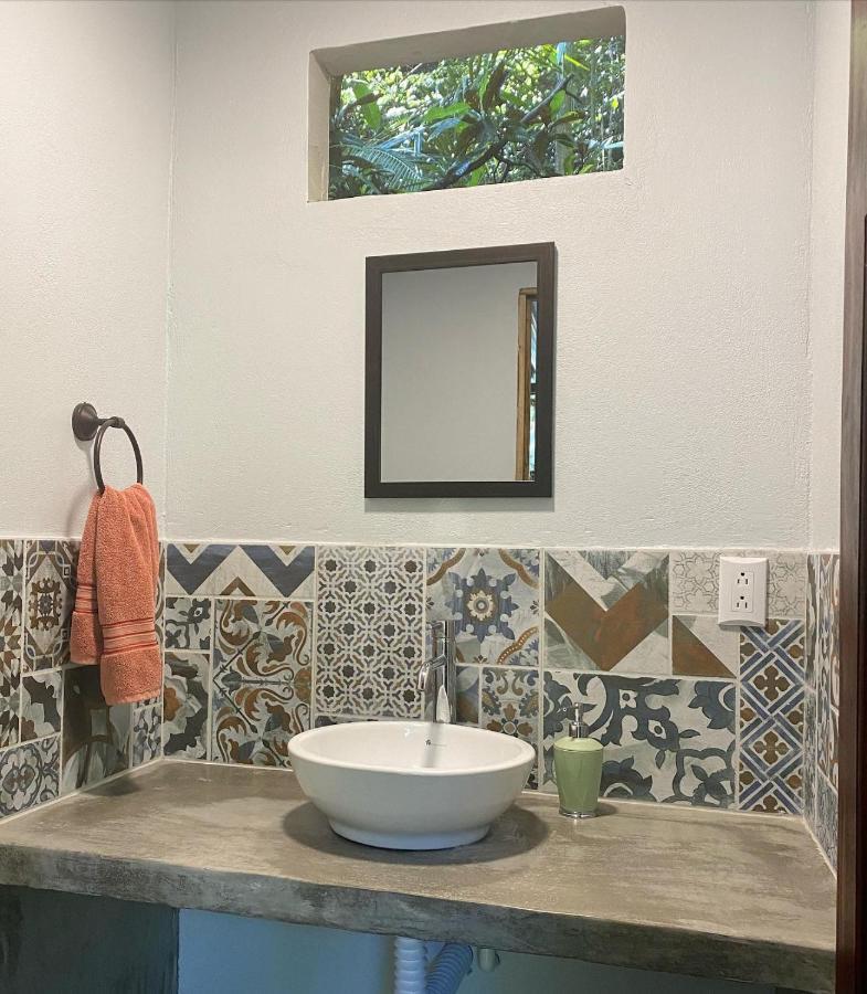 Luz En El Cielo Eco-B&B/Hostel Монтесума Екстериор снимка