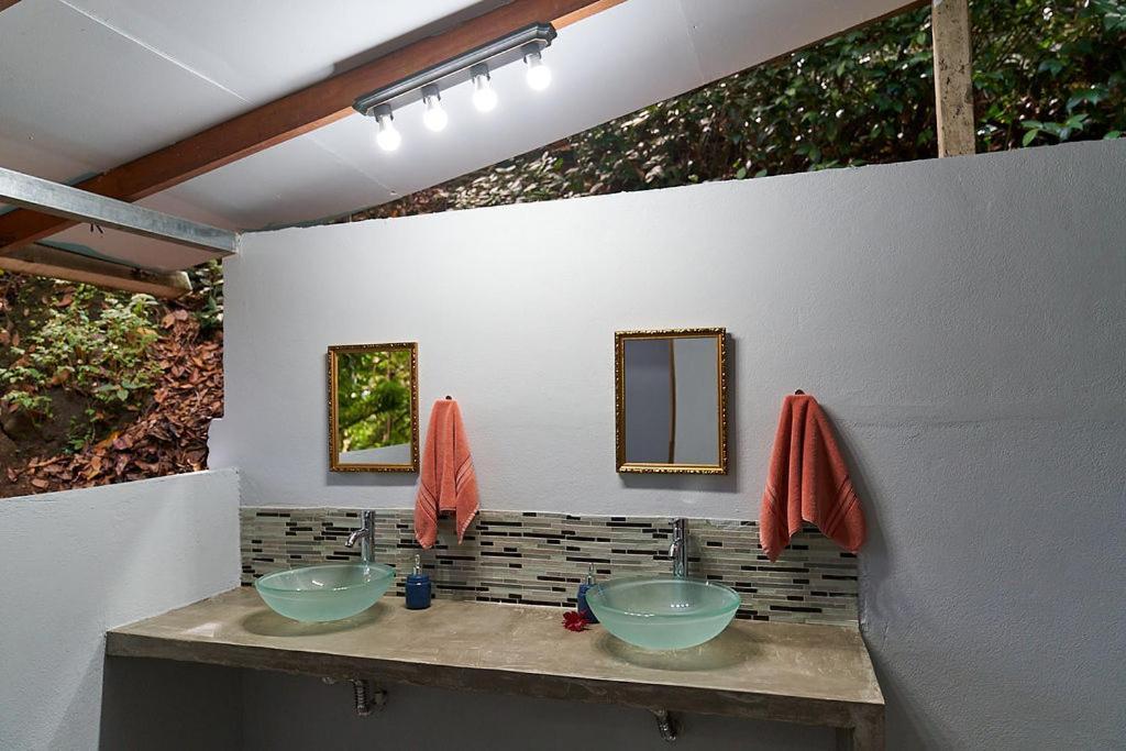 Luz En El Cielo Eco-B&B/Hostel Монтесума Екстериор снимка
