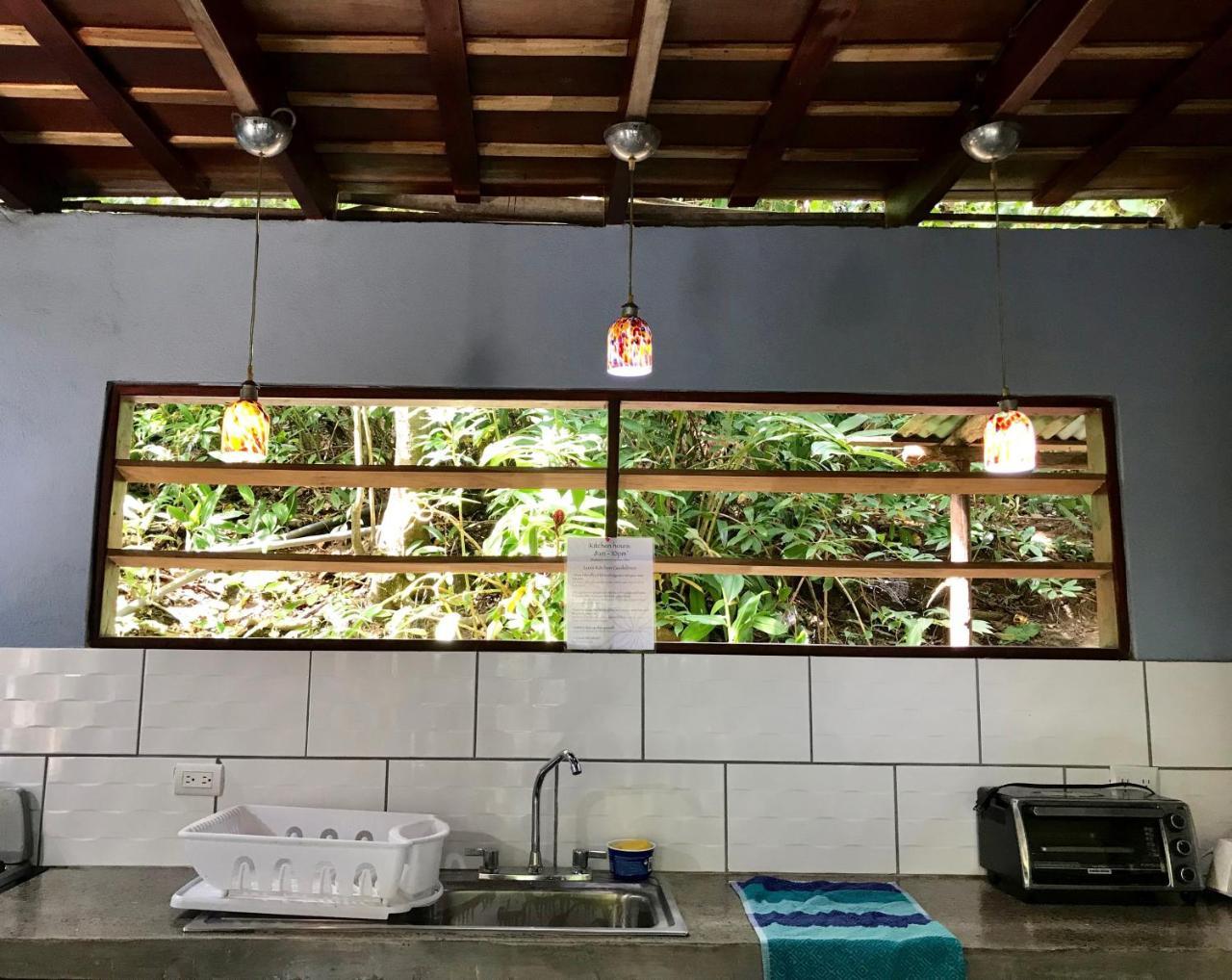 Luz En El Cielo Eco-B&B/Hostel Монтесума Екстериор снимка