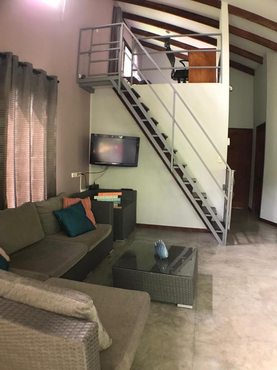 Luz En El Cielo Eco-B&B/Hostel Монтесума Екстериор снимка